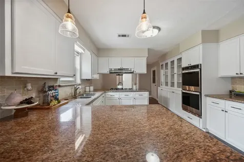 301 Mimosa Drive Hitchcock TX 77563