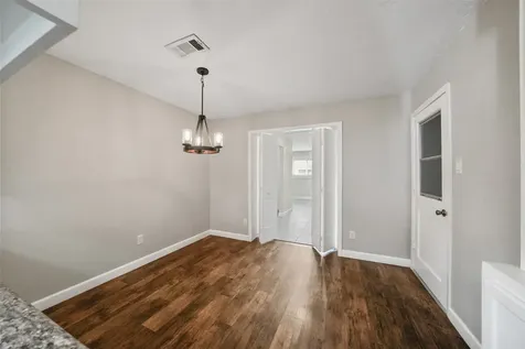 301 Mimosa Drive Hitchcock TX 77563