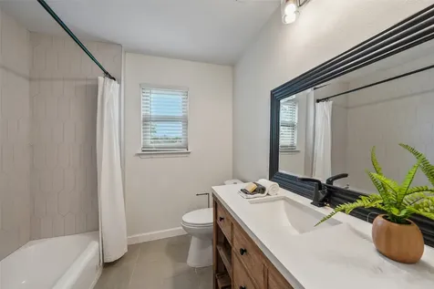301 Mimosa Drive Hitchcock TX 77563