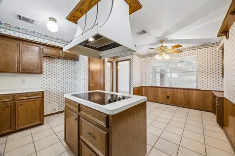 2214 Donegal Court Deer Park TX 77536