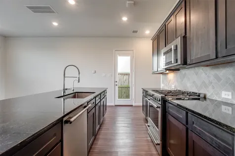 22746 Sutherland Bend Lane Richmond TX 77469