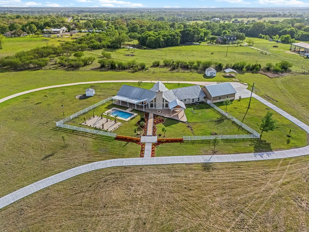 2644 Linda Lane Brenham TX 77833