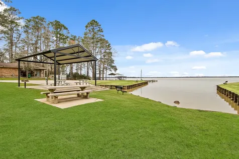 1626 Spanish Cove Drive Crosby TX 77532