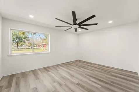 13102 Maxim Drive Houston TX 77065