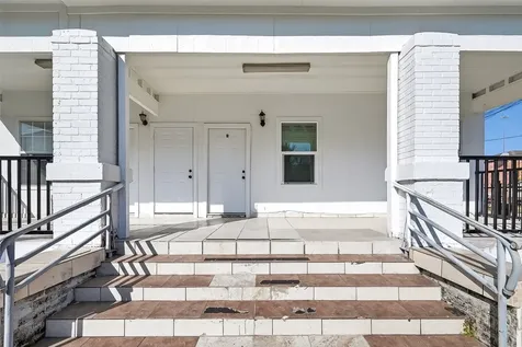 2202 Hutchins Street D Houston TX 77003