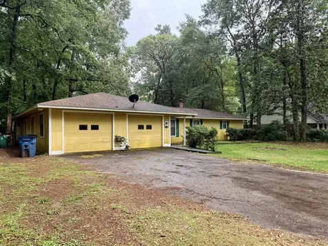 1014 W Wildwood Drive Village Mills TX 77663