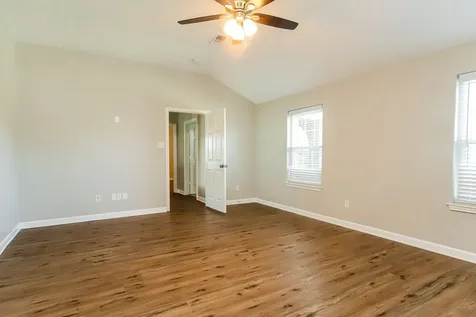 229 Mammoth Springs Lane Dickinson TX 77539