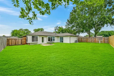 2701 Knoxville Drive League City TX 77573