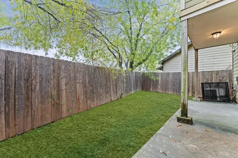 2905 Baer Street 6 Houston TX 77020