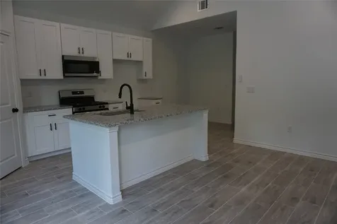 11851 Nelwood Street Willis TX 77318
