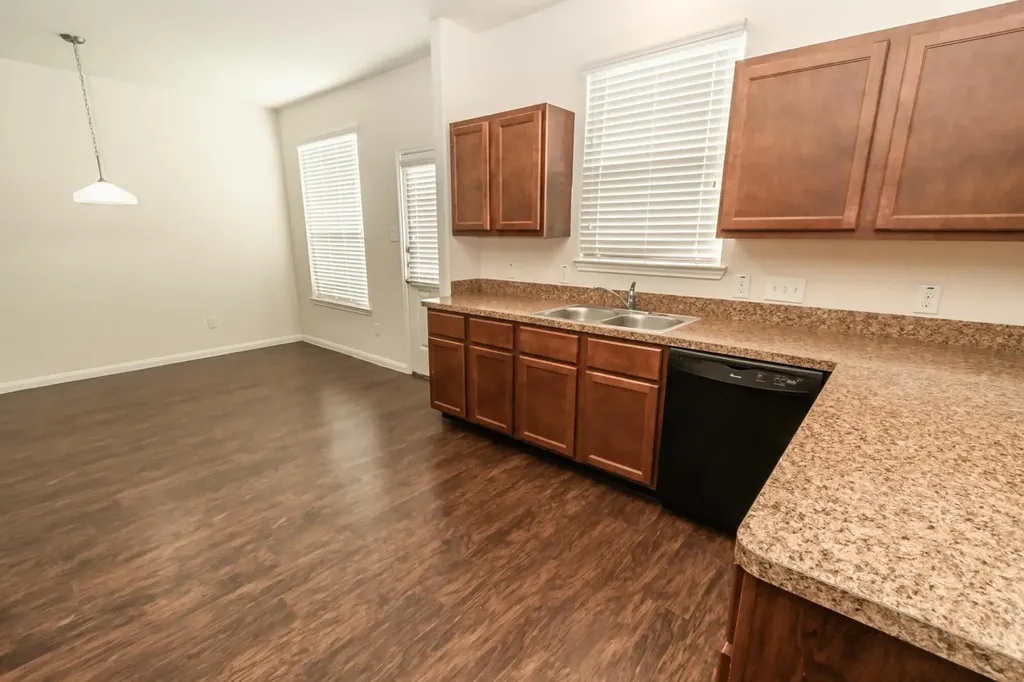64 Santa Barbara Drive Manvel TX 77578