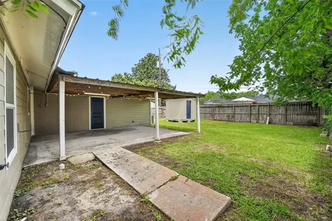 1007 Longley Street South Houston TX 77587