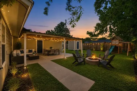 1007 Longley Street South Houston TX 77587