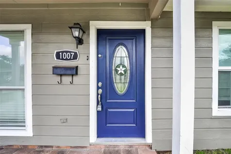 1007 Longley Street South Houston TX 77587