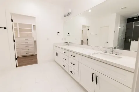 1206 Hamblen Street Houston TX 77009