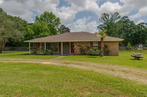 476 Belvedere Beaumont TX 77706