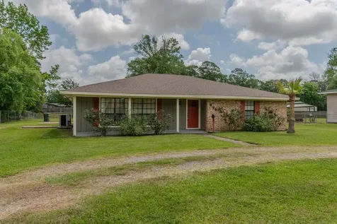 476 Belvedere Beaumont TX 77706