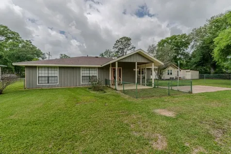 476 Belvedere Beaumont TX 77706
