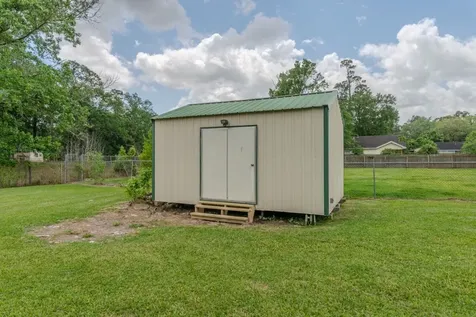 476 Belvedere Beaumont TX 77706