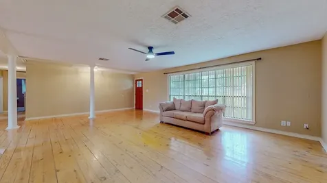476 Belvedere Beaumont TX 77706