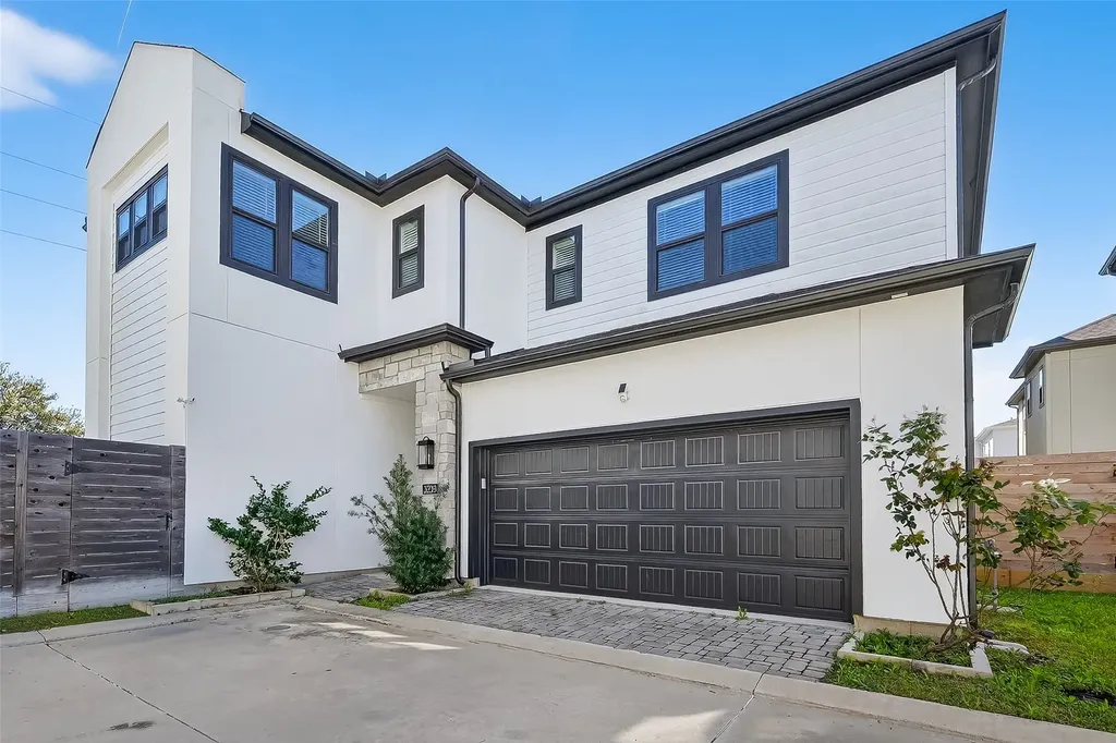 3239 Royal Oaks Hollow Lane Houston TX 77082