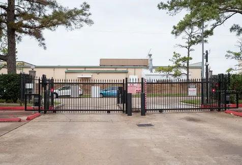 10733 Braes Bend Drive 10733 Houston TX 77071