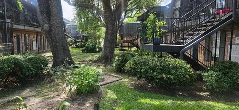 8941 Gaylord Street 209 Hedwig Village TX 77024
