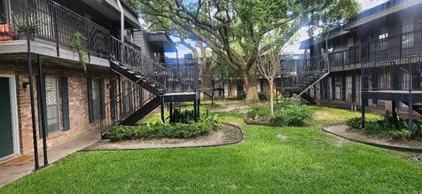 8941 Gaylord Street 209 Hedwig Village TX 77024