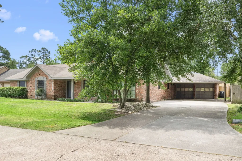 10139 Knoboak Drive Houston TX 77080