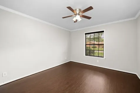 10139 Knoboak Drive Houston TX 77080