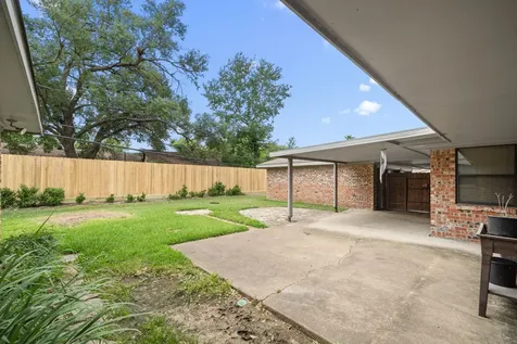 10139 Knoboak Drive Houston TX 77080