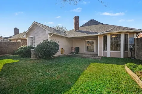 1321 Garden Court Deer Park TX 77536