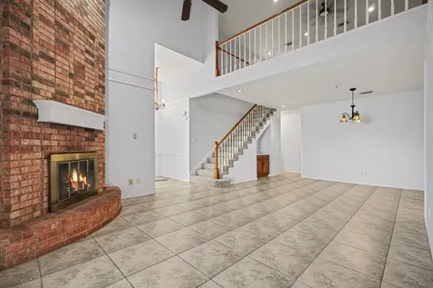 1321 Garden Court Deer Park TX 77536