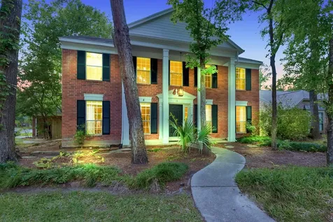 10 E Stony Bridge Circle The Woodlands TX 77381