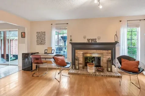 10 E Stony Bridge Circle The Woodlands TX 77381
