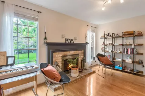 10 E Stony Bridge Circle The Woodlands TX 77381