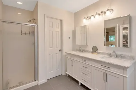 10 E Stony Bridge Circle The Woodlands TX 77381