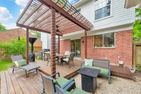 10 E Stony Bridge Circle The Woodlands TX 77381