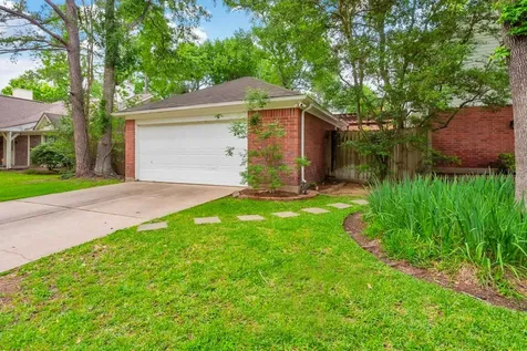 10 E Stony Bridge Circle The Woodlands TX 77381
