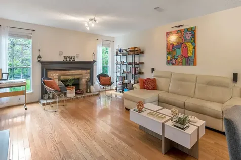10 E Stony Bridge Circle The Woodlands TX 77381