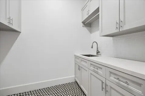 2326 Bissonnet Street Houston TX 77005