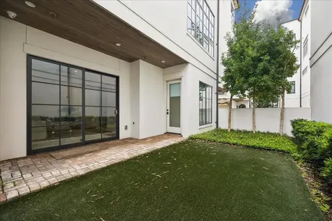 2326 Bissonnet Street Houston TX 77005