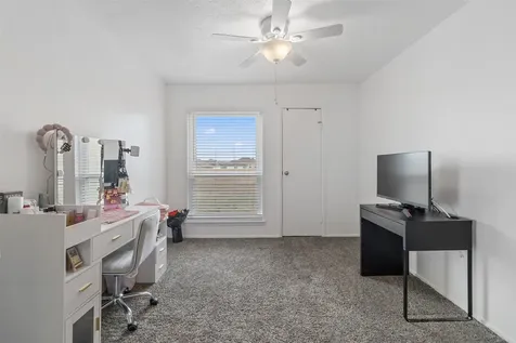 7600 Emmett F Lowry Expressway 1102 Texas City TX 77591