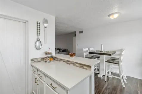 7600 Emmett F Lowry Expressway 1102 Texas City TX 77591