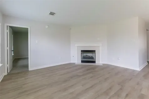 16711 Hollow Ridge Road Houston TX 77053