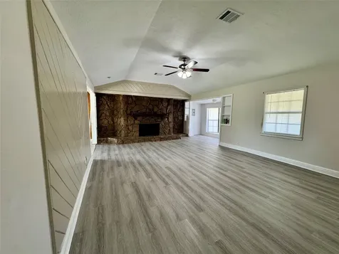 827 Becker Street Channelview TX 77530