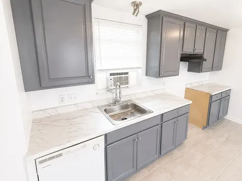 5103 Willow Glen Drive Houston TX 77033