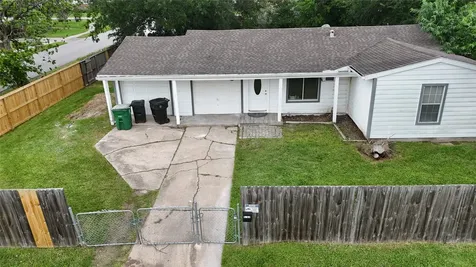 5103 Willow Glen Drive Houston TX 77033