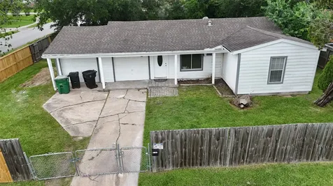 5103 Willow Glen Drive Houston TX 77033