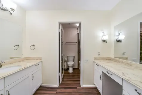296 Litchfield Lane Houston TX 77024